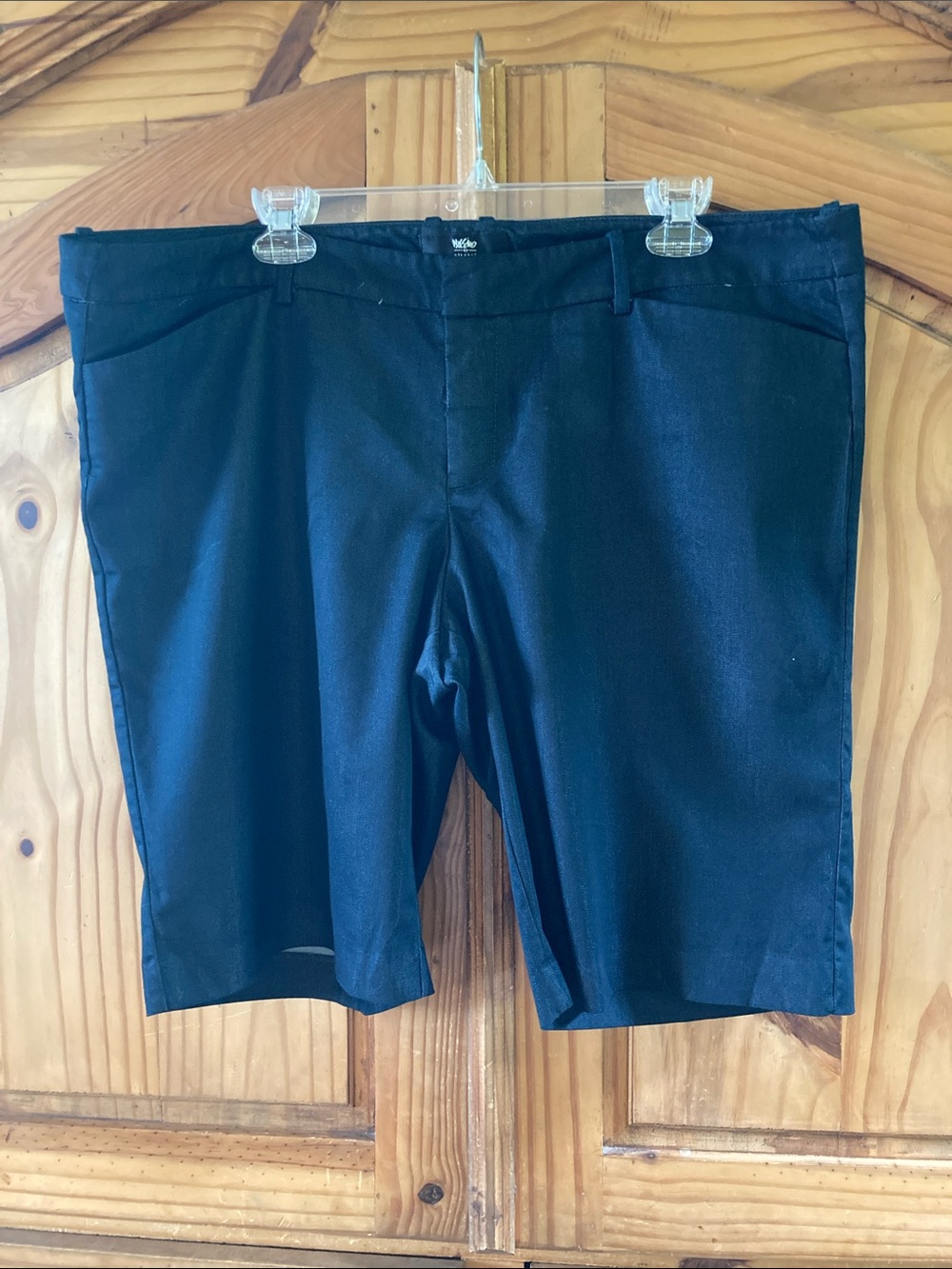 Women’s Mossimo Stretch Fit 3 dark blue black long shorts size 18